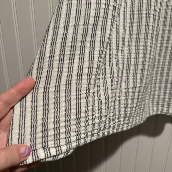 Old Navy Striped Poet Blouse Plus Size 3X - Picture 3 of 6